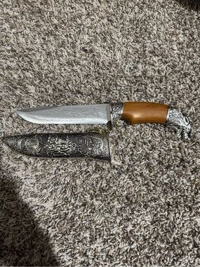 Vintage Wolf Head Bowie Knife w/ Sheath Engraved Stainless China
